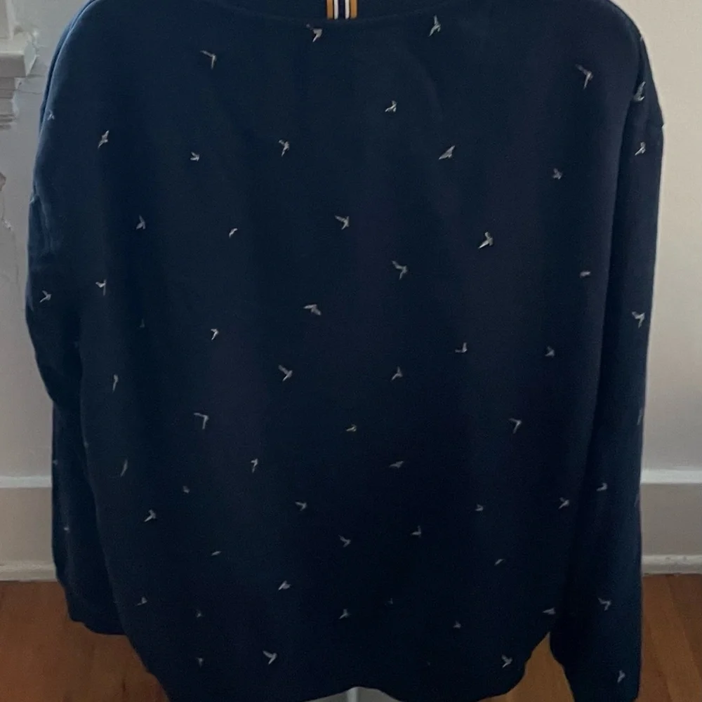 Denim & Flower Ricky Singh men’s navy blue birds print sweater pullover, size XL